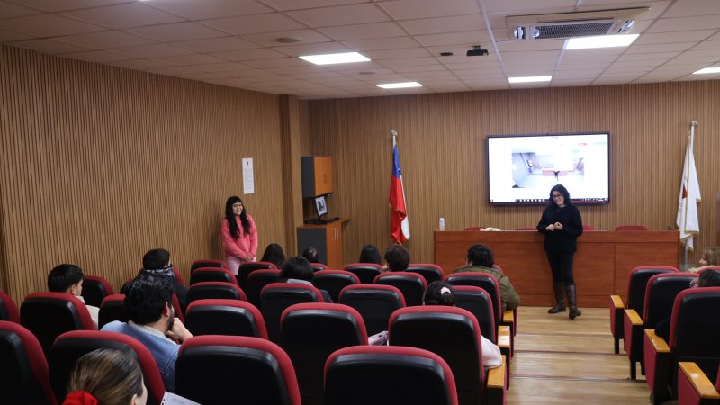 Universidad Autónoma prepara a ayudantes y tutores pares en Talca